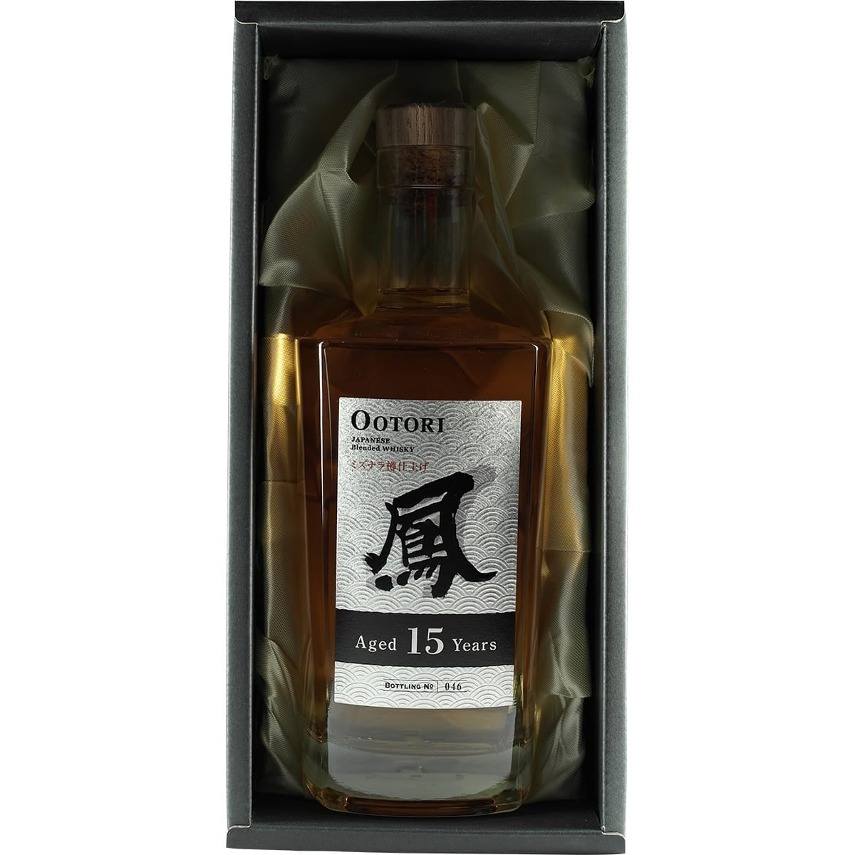 Ootori 15 Years Box + Bottle