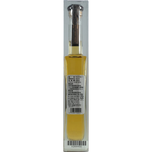 Embouteillage de la distillerie Mars 200 ml