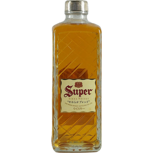 Bouteille carrée de whisky mélangé Super Nikka 360 ml