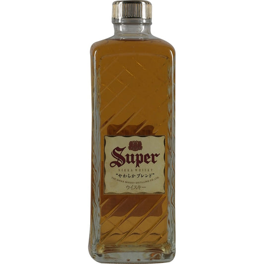 Bouteille carrée de whisky mélangé Super Nikka 180 ml